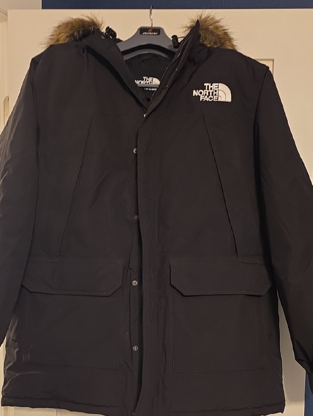 NORTH FACE  Mcdurdo Down Men's Black Puffer Parka with Faux Fur Trim